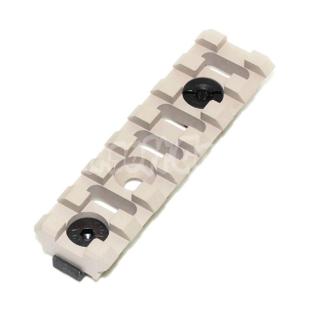 5KU B-2U 7-Slots 20mm Rail Section with Screws Desert Tan